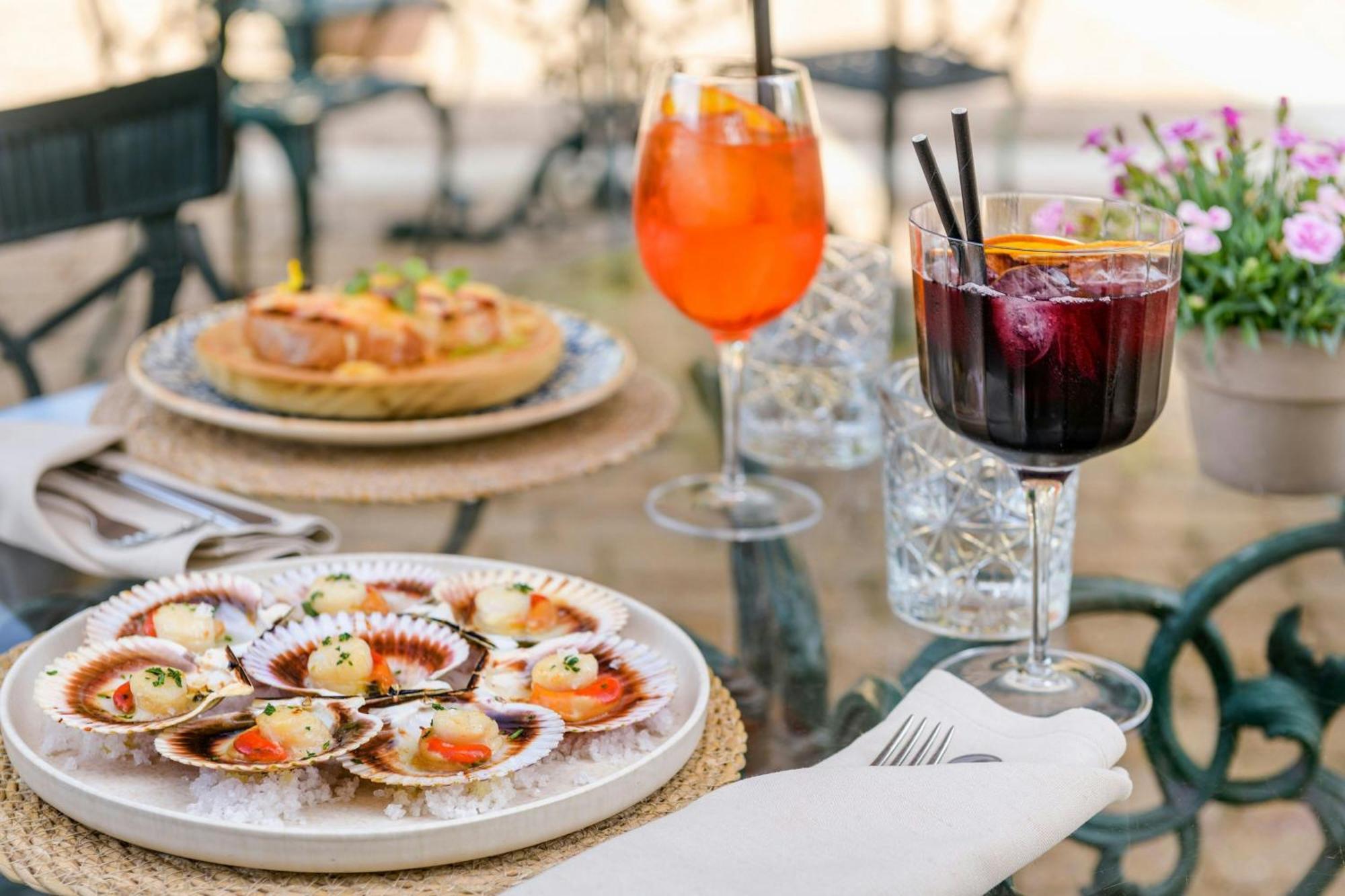 Hotel Palacio Del Carmen, Autograph Collection Сантьяго-де-Компостела Экстерьер фото Aperitif