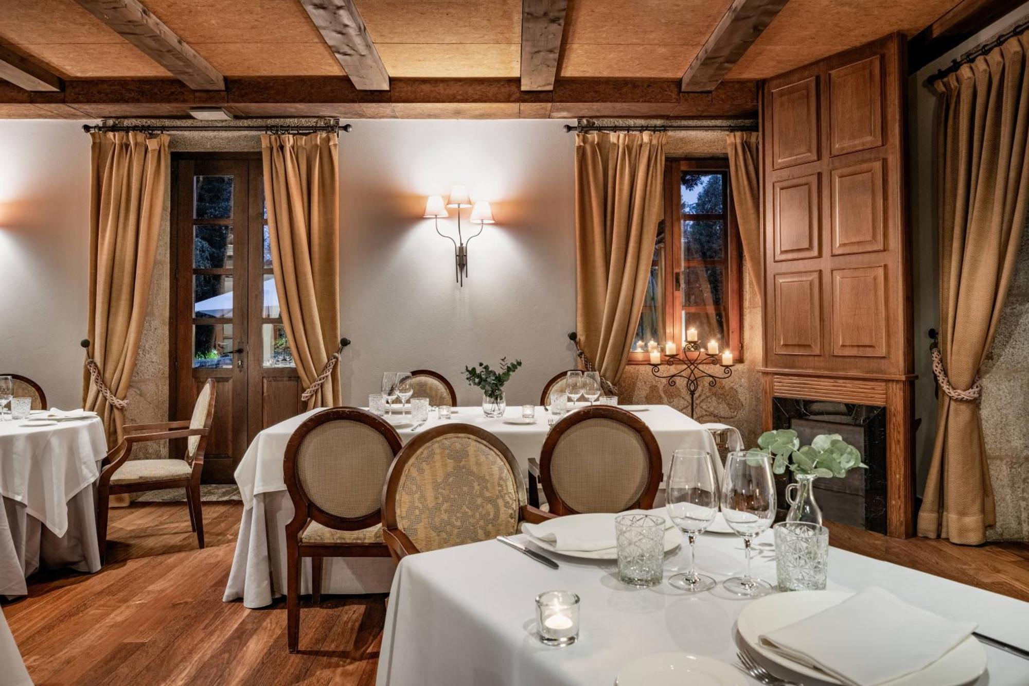 Hotel Palacio Del Carmen, Autograph Collection Сантьяго-де-Компостела Экстерьер фото Restaurant "La Perla"